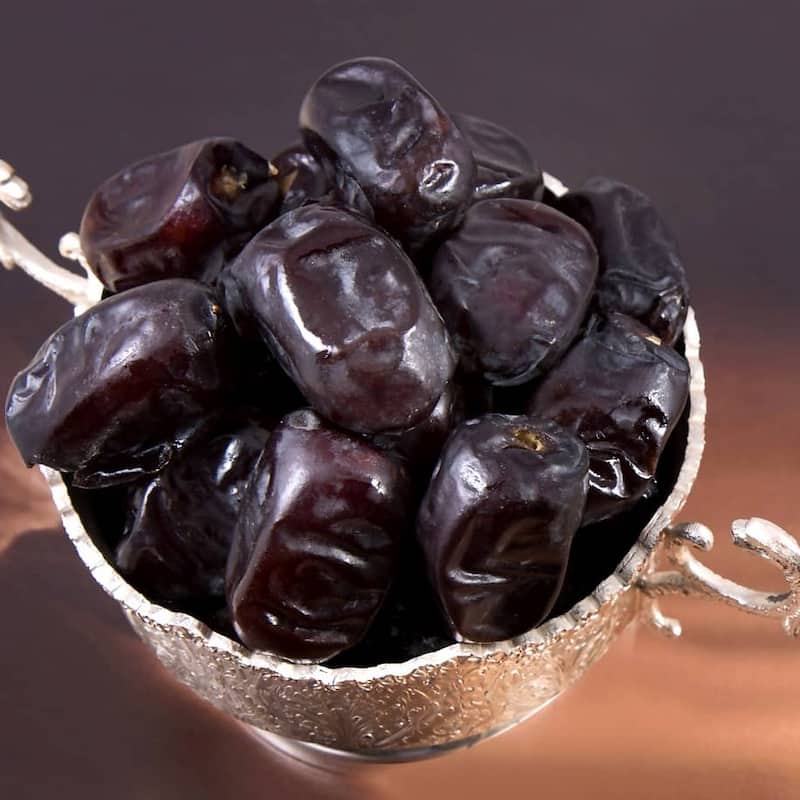 خرما مضافتی بم ارگانیک با عطر طبیعی و ظاهر چشم نواز